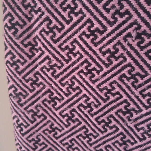 ⛔Sold⛔FREE w/$50 purchase; Vintage Black & Pink Pashmina Scarf - Picture 6 of 6